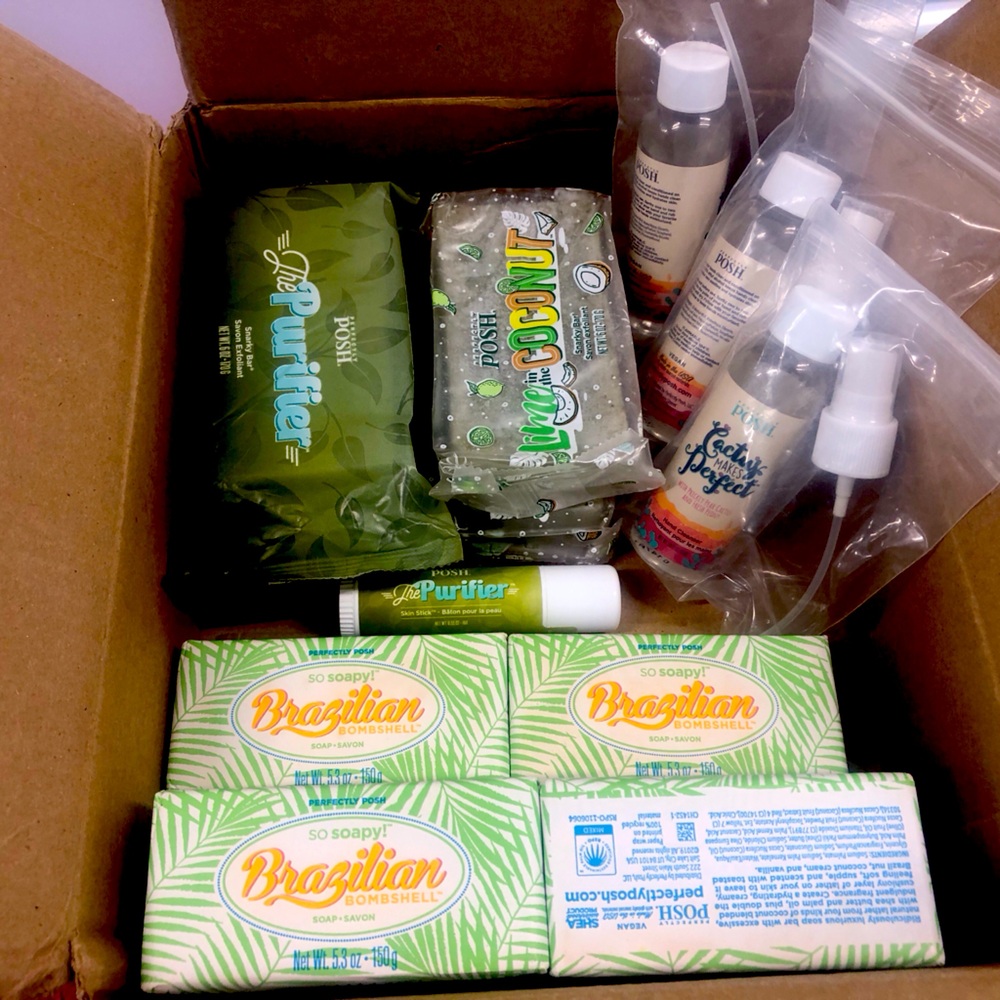 Perfectly Posh large lot of 14, Snarky Bars, soapy, purifier stick, sanitizers.